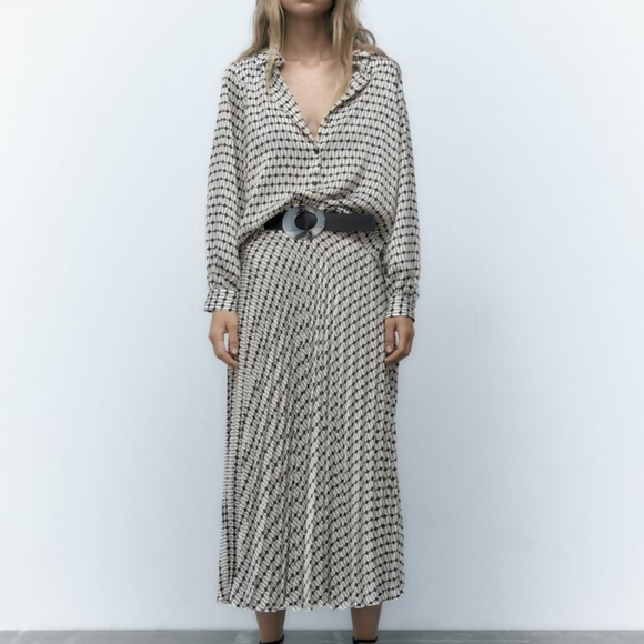 Zara pleated midi skirt - Picture 5 of 13